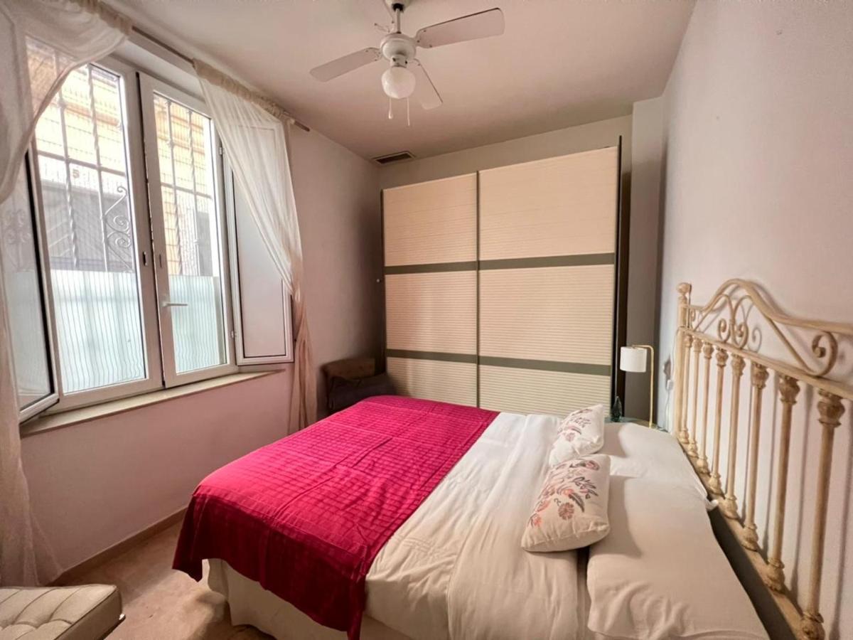 Apartamento Centro De Sevilla Luaran gambar